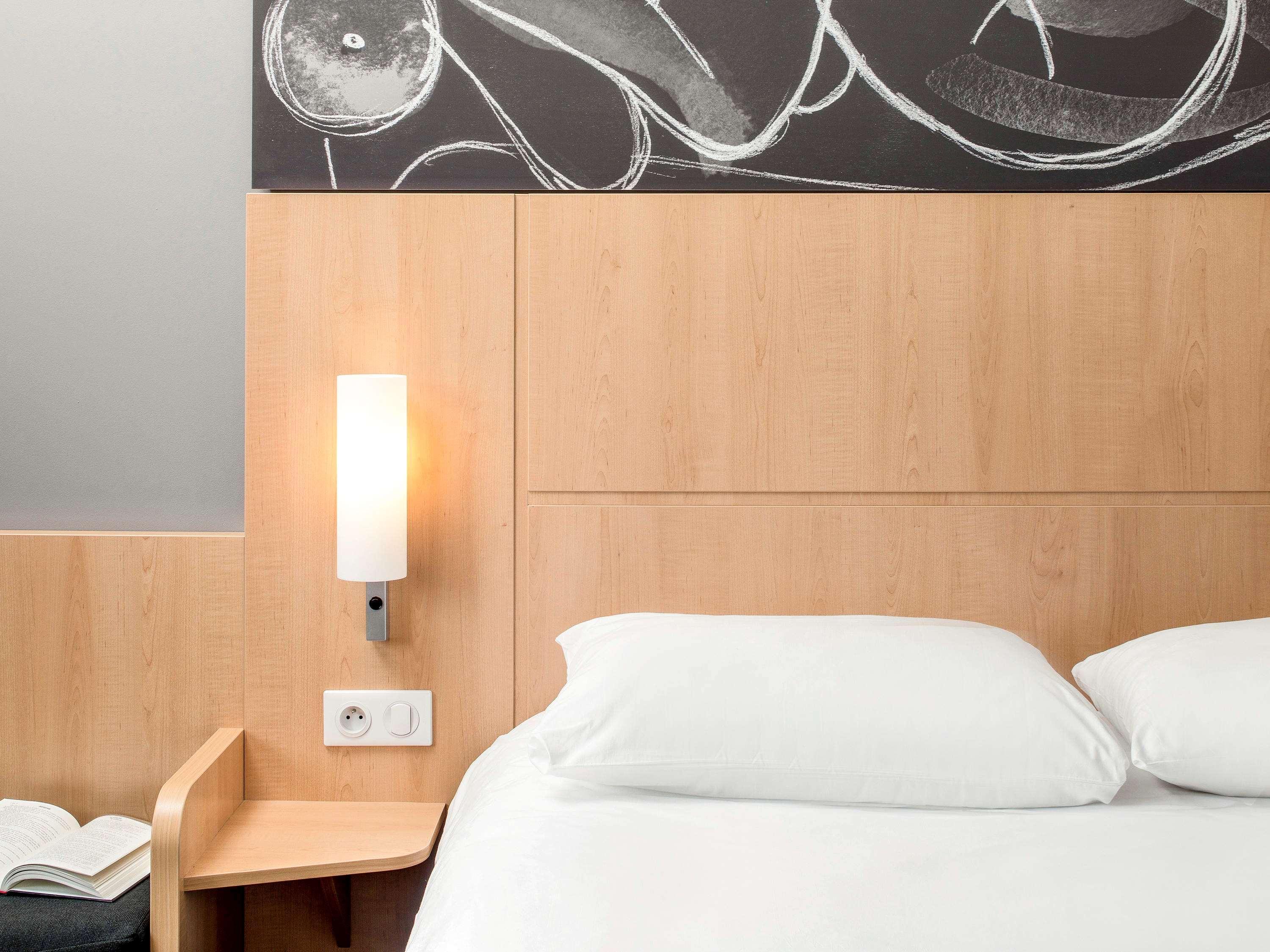 Ibis Montceau Les Mines Hotel Eksteriør billede