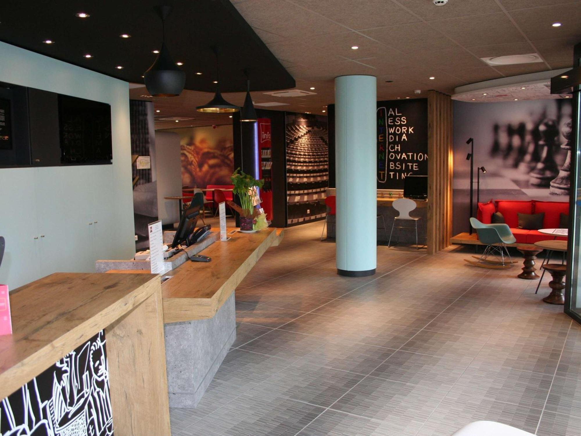 Ibis Montceau Les Mines Hotel Eksteriør billede