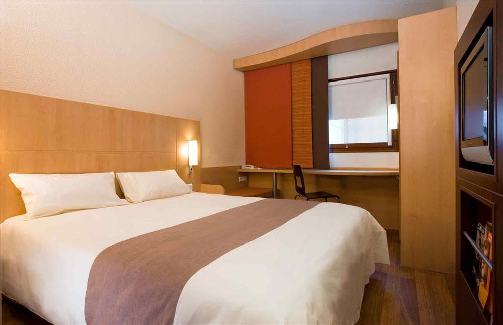 Ibis Montceau Les Mines Hotel Værelse billede